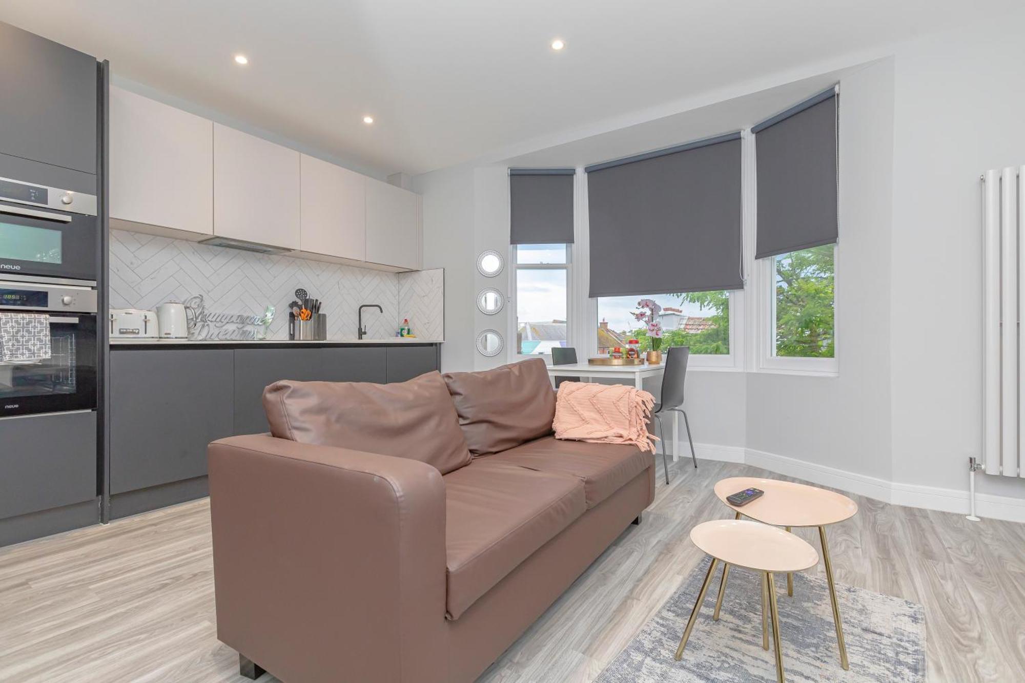 Flash Sales Offer - Any Week Day No Minimum Night Restrictions Brighton City Centre Seafront 1 Bedroom Flat Bn133Duk02 Eksteriør billede
